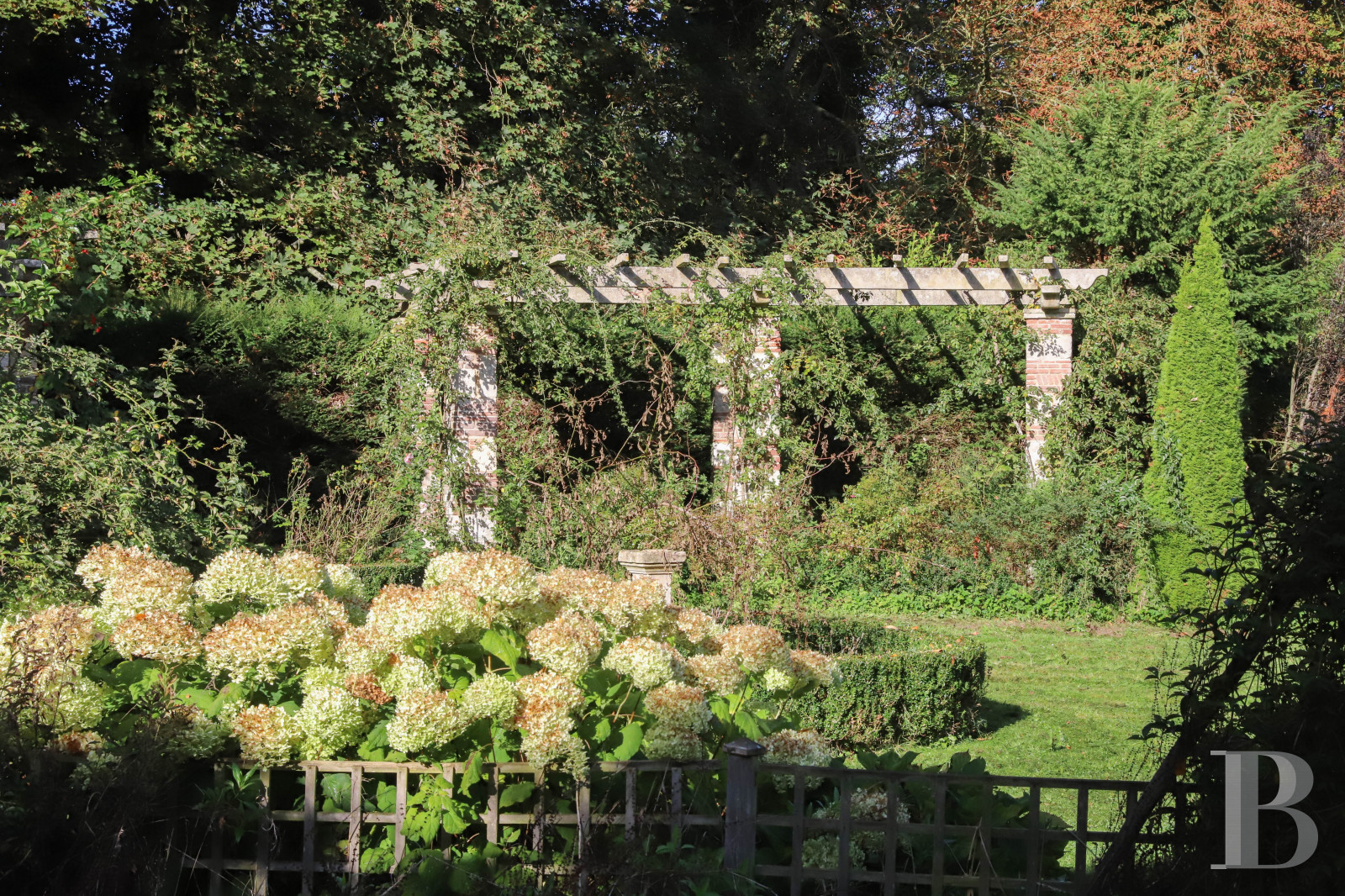 A 14th century manor showcasing a harmonious blend of different eras in Seine-Maritime, near Étretat - photo  n°8
